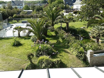 Le relais bleu de saint lunaire swimming pool & spa June 7 nights 2 free