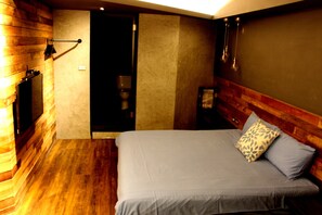 Premium bedding, down duvets, Tempur-Pedic beds, individually decorated