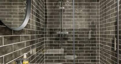 Escape Ordinary at Castle Hume No.17 ~ 3 bedroom