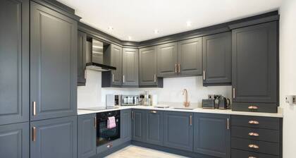 Castle Hume No.9 · Escape Ordinary at Castle Hume No.9 - Luxury Home