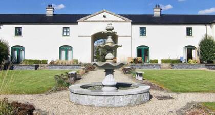 Castle Hume 18 · Escape Ordinary at Castle Hume No.18