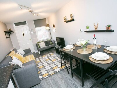 1 Malone Place · Malone Place Apartment
