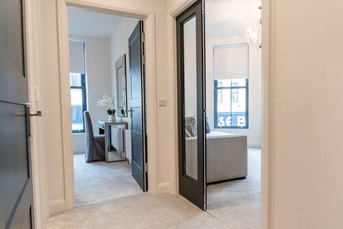 1 Bryan Street · Stylish 1-bed newly refurbished modern apartment