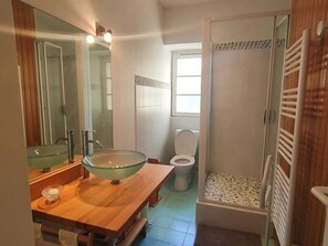 Bathroom - Apartment 4/6 guests - Central residence Cauterets (Cauterets)
