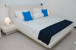 4 slaapkamers, een kluis op de kamer, een strijkplank/strijkijzer