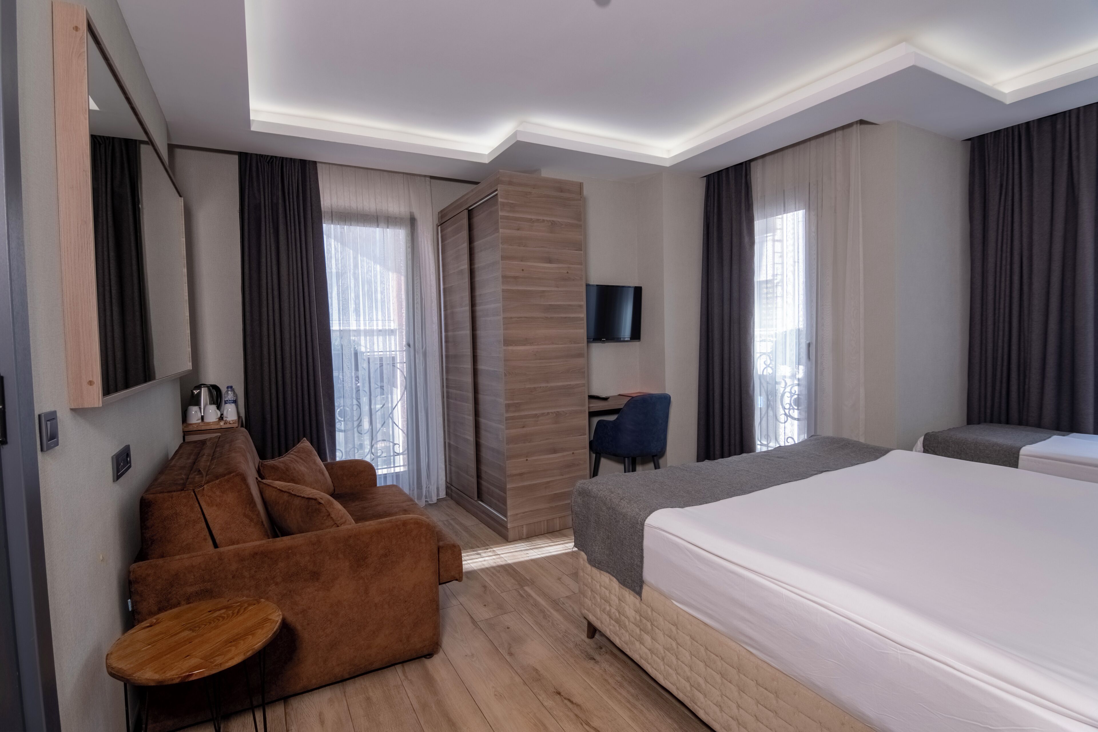 Photo - The Omiya Hotel