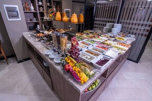 Bao gồm bữa sáng buffet hàng ngày 