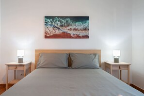 2 soverom, strykejern/-brett, wi-fi (inkludert) og sengetøy