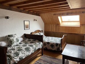 2 slaapkamers, een strijkplank/strijkijzer, gratis wifi