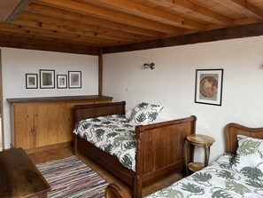 2 Schlafzimmer, Bügeleisen/Bügelbrett, kostenloses WLAN