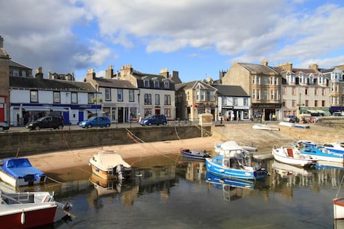 The Lookout, seafront, beachfront, stunning views