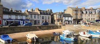 The Lookout, seafront, beachfront, stunning views