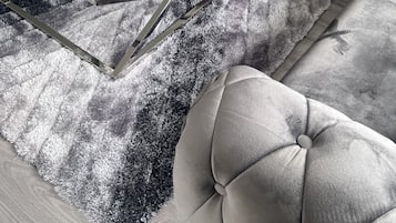 Apartment, 1 Queen Bed | Interior