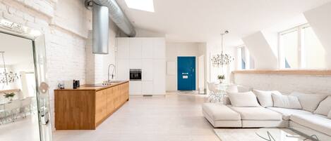 Luxury Apartment | Private kitchen | Fridge, microwave, oven, stovetop