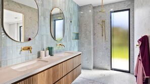 Bathtub