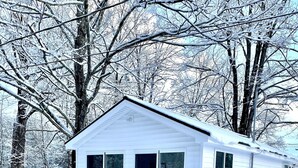 Exterior - Mount Major Cottage - Gunstock Gateway to NH Lakes & Mountains (Alton)