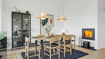 Apartment | Living room | Smart TV