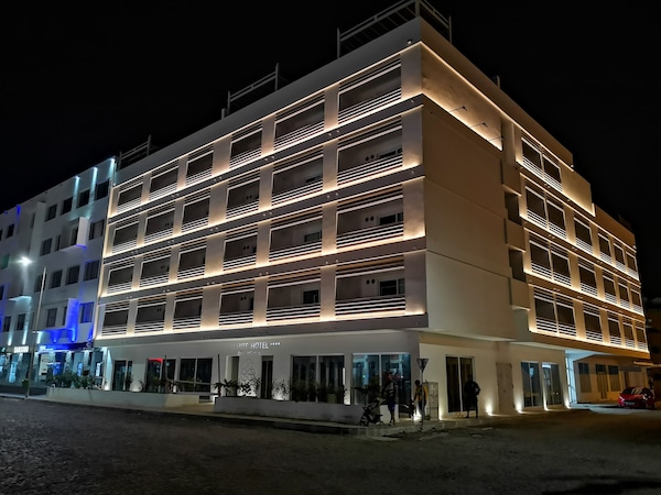 Oásis White Hotel - Cape Verde