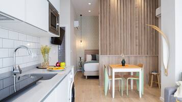 Chambre Triple Ăconomique | Coin sĂ©jour