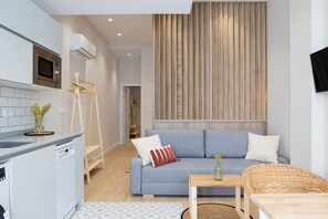 Gallery Quadruple Room | Living area