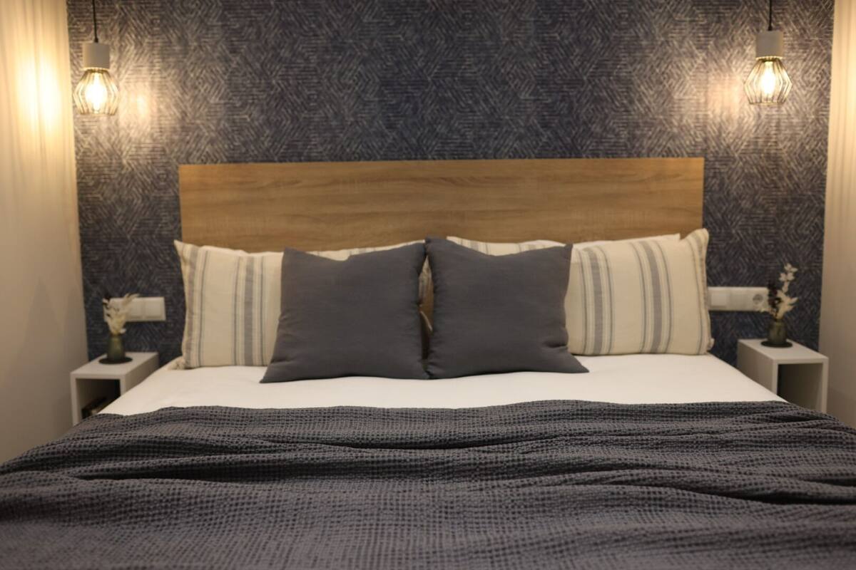 Design Quadruple Room