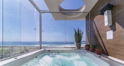 Sea Front Duplex with Hydromassage