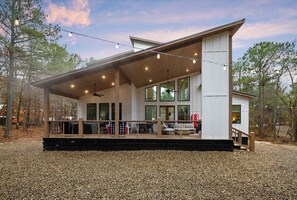 Exterior - NEW Spectacular Modern Retreat -The Fika House-Lux (Broken Bow)