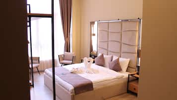 Habitación doble Deluxe | Ropa de cama hipoalergénica y minibar