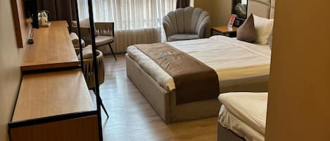 Ropa de cama hipoalergénica y minibar