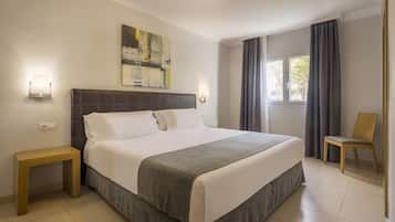 In-room safe, desk, free WiFi, bed sheets