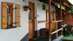 Outdoor dining - Rustic self-catering house in Virgen, Tyrol for up to 8 people (Virgen)