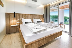 Family Villa, Multiple Bedrooms (Luxury Villa Sonia With Wellness &) | 4 bedrooms, laptop workspace, iron/ironing board, free WiFi - Luxury Villa Sonia With Wellness & Gym (Sveta Nedelja)