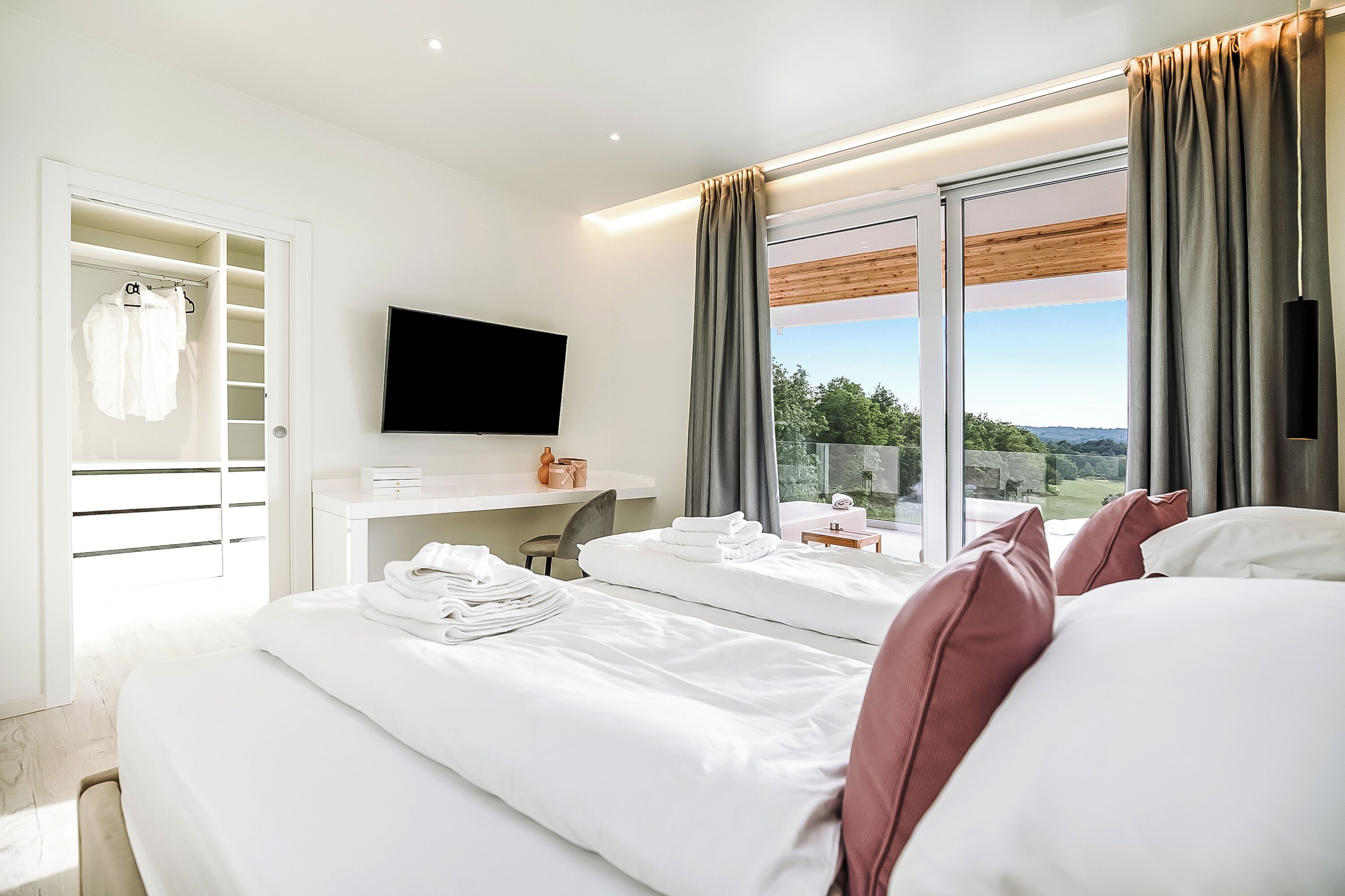 Vila família, vários quartos (Luxury Villa Sonia With Wellness &) | 4 quartos, espaço de trabalho para notebook