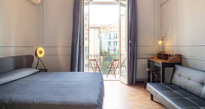 Spacious apartment with parking space (on request)