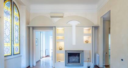 Spacious apartment with parking space (on request)