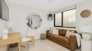 TV - Escape 201 - Beachfront Luxury in Bilinga/ North Kirra - Linen Provided (Bilinga)