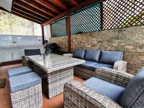 Deluxe House | Terrace/patio