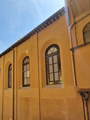 Courtyard view - Suitinn19 (Rome)