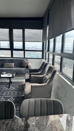 Luxe suite, 1 tweepersoonsbed | Lakens van Egyptisch katoen, luxe beddengoed, een minibar, gratis wifi