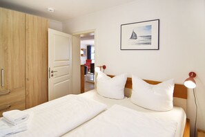 2 Schlafzimmer, Bügeleisen/Bügelbrett, Reisekinderbett, kostenloses WLAN