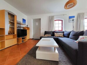 Fernseher, Stereoanlage