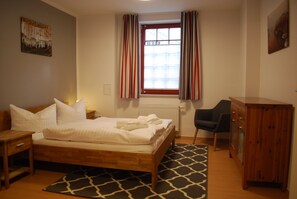 2 bedrooms, free WiFi - Haus Bellevue Wohnung 11 (Ostseebad Heringsdorf OT Ahlbeck)