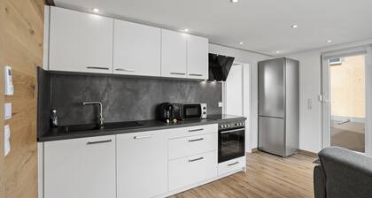 Newly renovated vacation apartment with terrace in a central location in Friedrichshafen