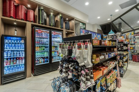 Holiday Inn Orlando International Drive ICON Park, an IHG Hotel - Image 35