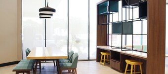 Holiday Inn Orlando International Dr-ICON by IHG