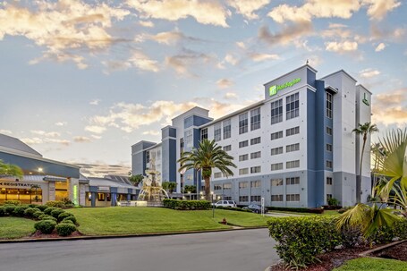 Holiday Inn Orlando International Drive ICON Park, an IHG Hotel - Image 63