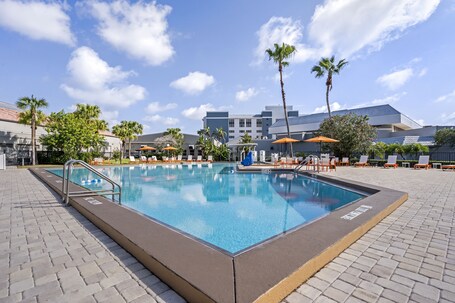 Holiday Inn Orlando International Drive ICON Park, an IHG Hotel - Image 23
