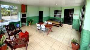 BBQ/picnic Area - Miravalles Volcano House (Mogote de Bagaces)