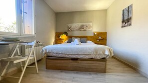 1 soverom, reiseseng for barn og sengetøy