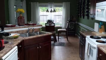 Private kitchen